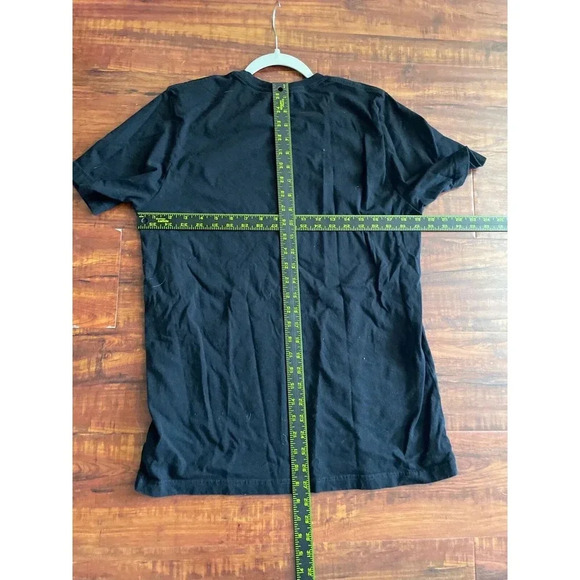 And she lived happily ever after Womens T Shirt Size Large Silhouette Hiking - Picture 4 of 7